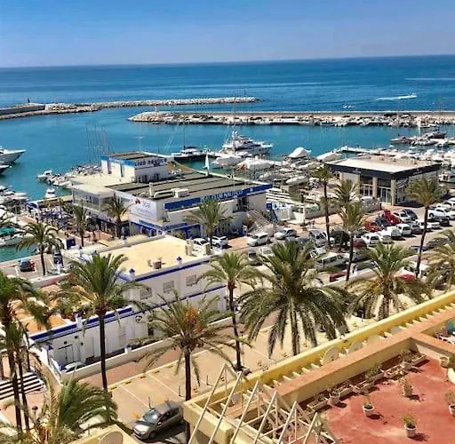 アパート Puerto Ideal Location エステポナ