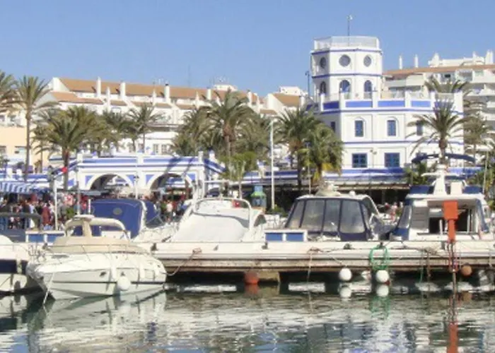 Puerto Ideal Location アパート *