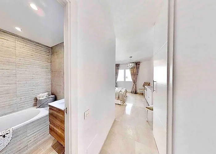 Διαμέρισμα Puerto Ideal Location